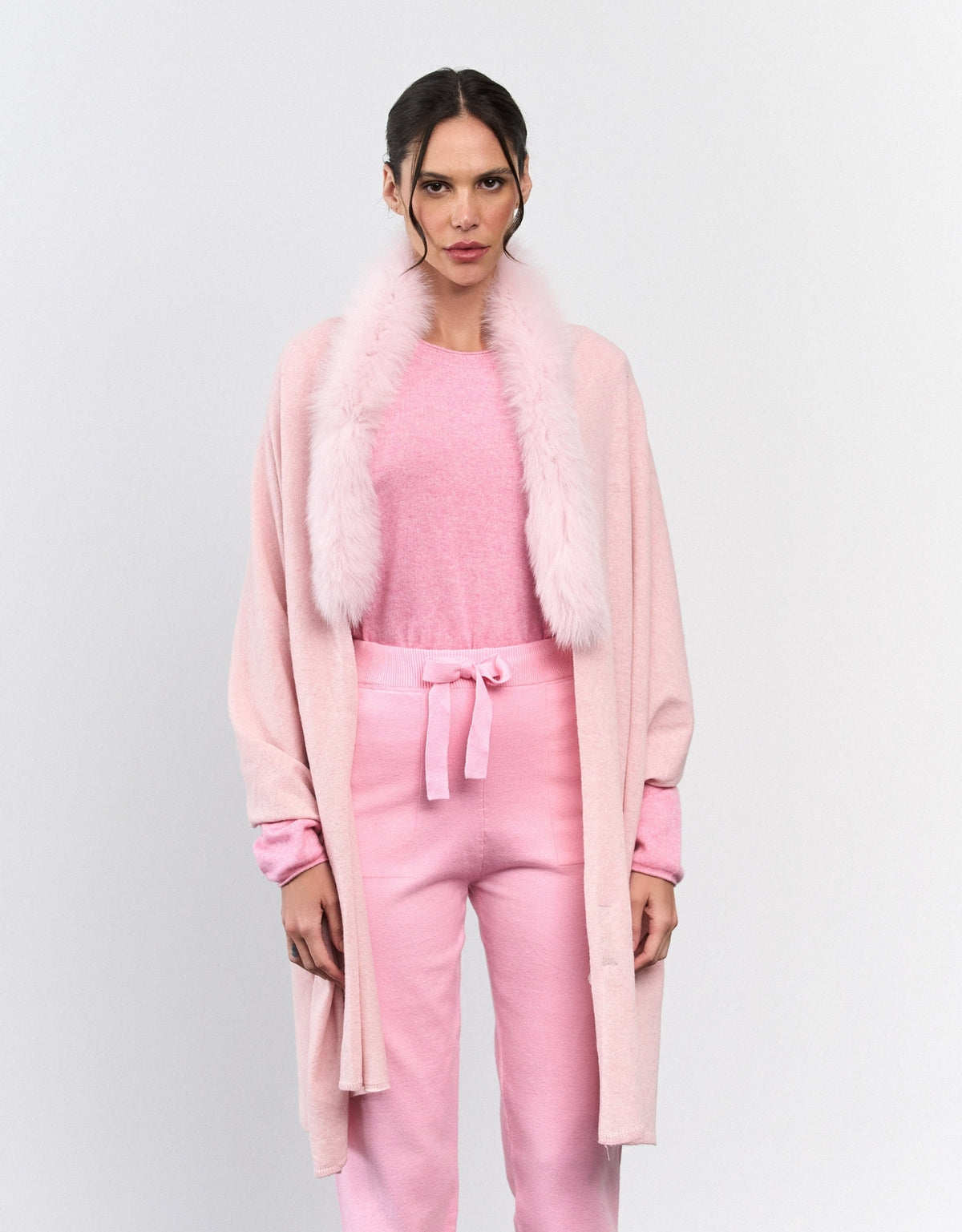 MANTELA GOLA MADRE REINA TRICOT ROSA CRISTAL