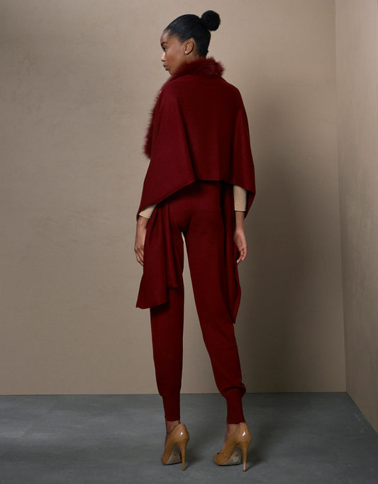 MANTELA MADRE REINA COM PELE CANELA