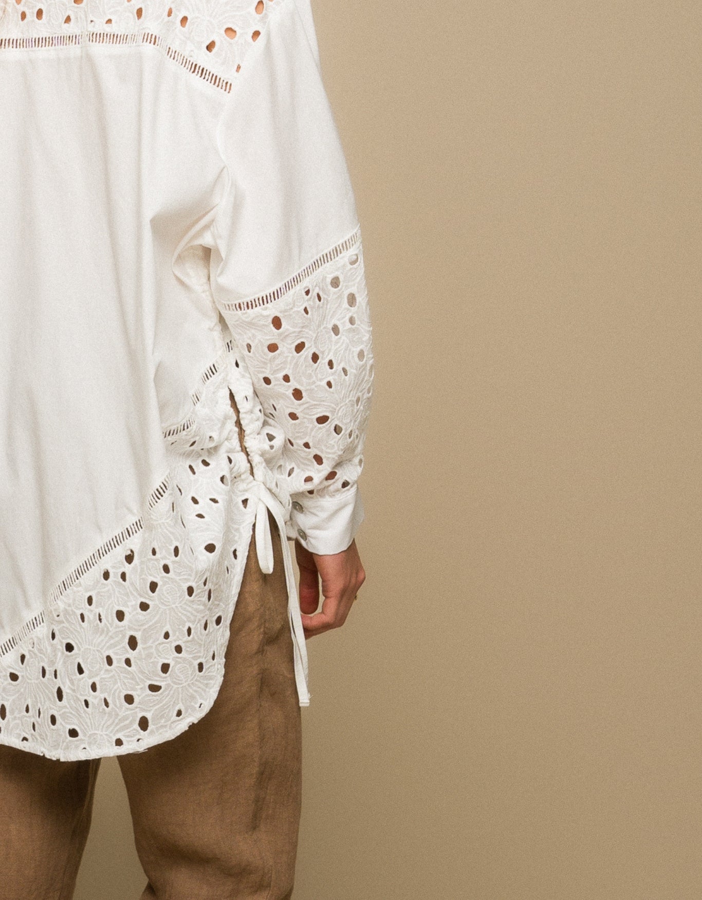 MAX CAMISA ALANIS MADRE REINA BRANCO