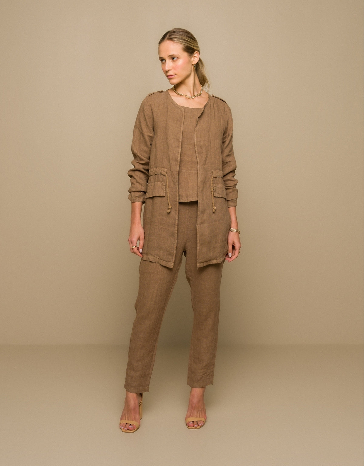 PARKA TEREZA MADRE REINA LINHO NOZES