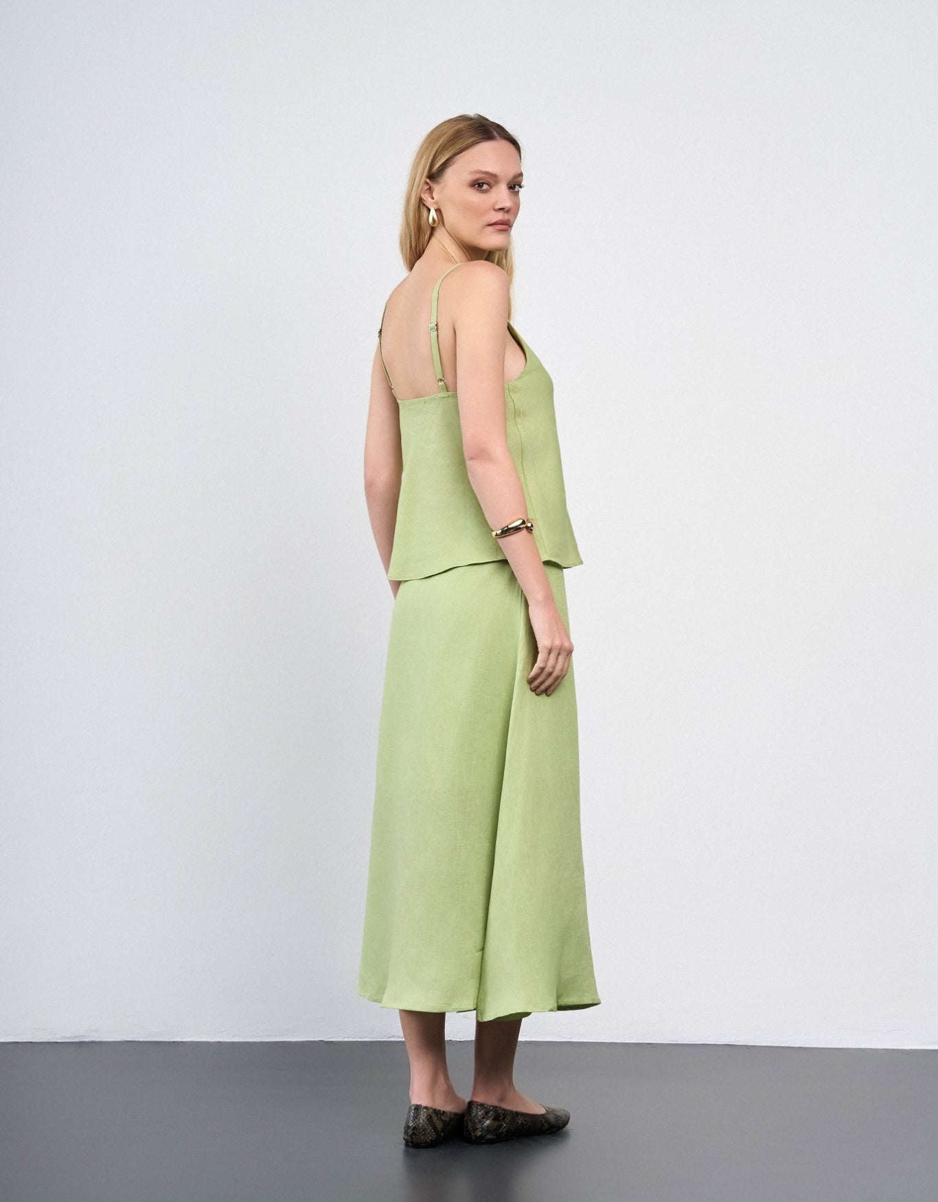 REGATA ANNA MADRE REINA LINHO VERDE SHADOW