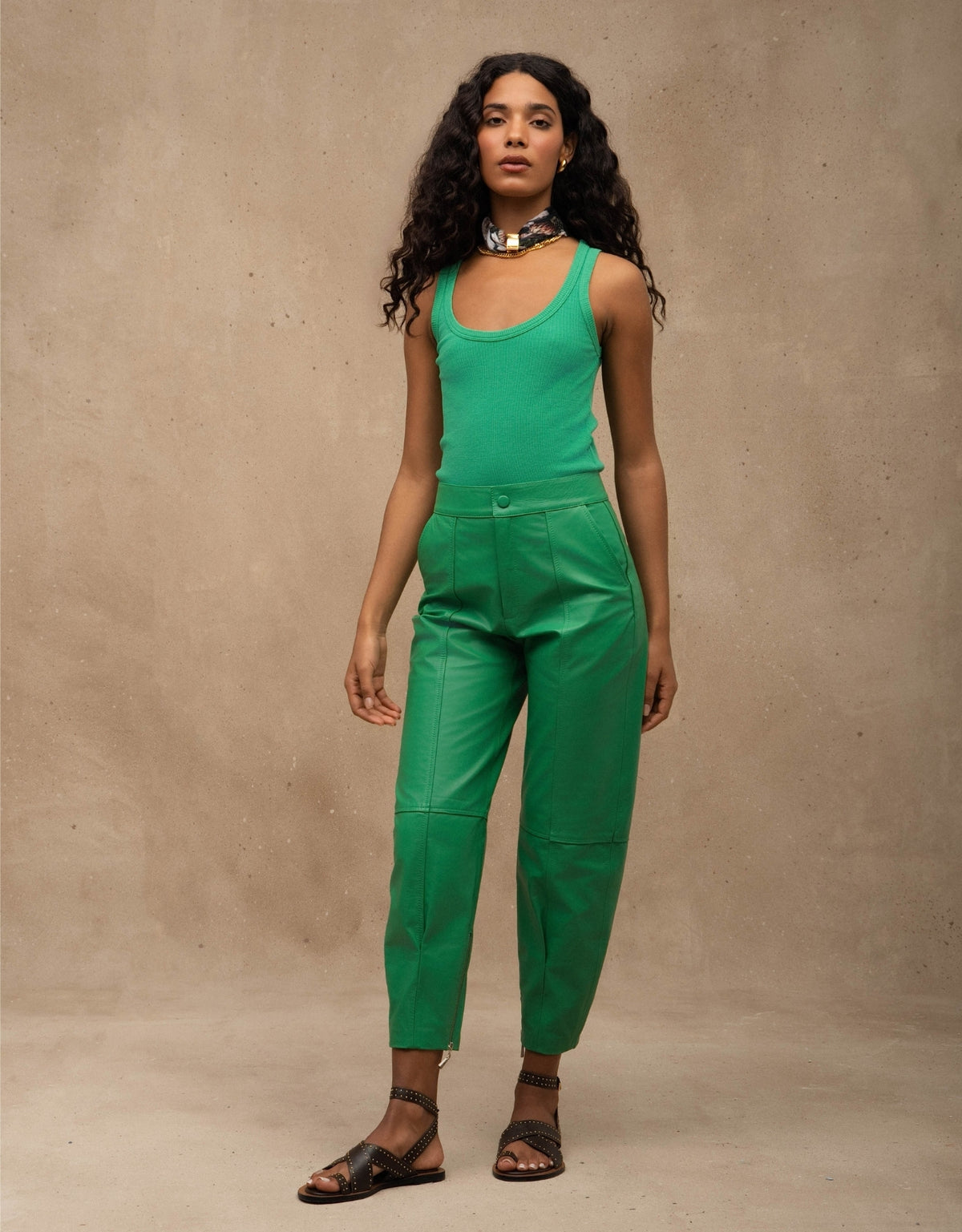 REGATA MADRE REINA VERDE ESMERALDA