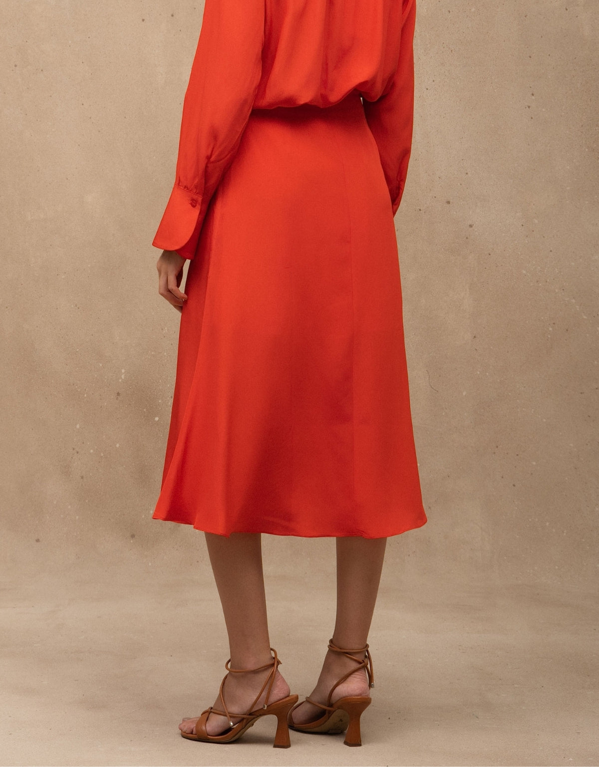 SAIA AMANDA MADRE REINA SEDA VERMELHO TOMATE