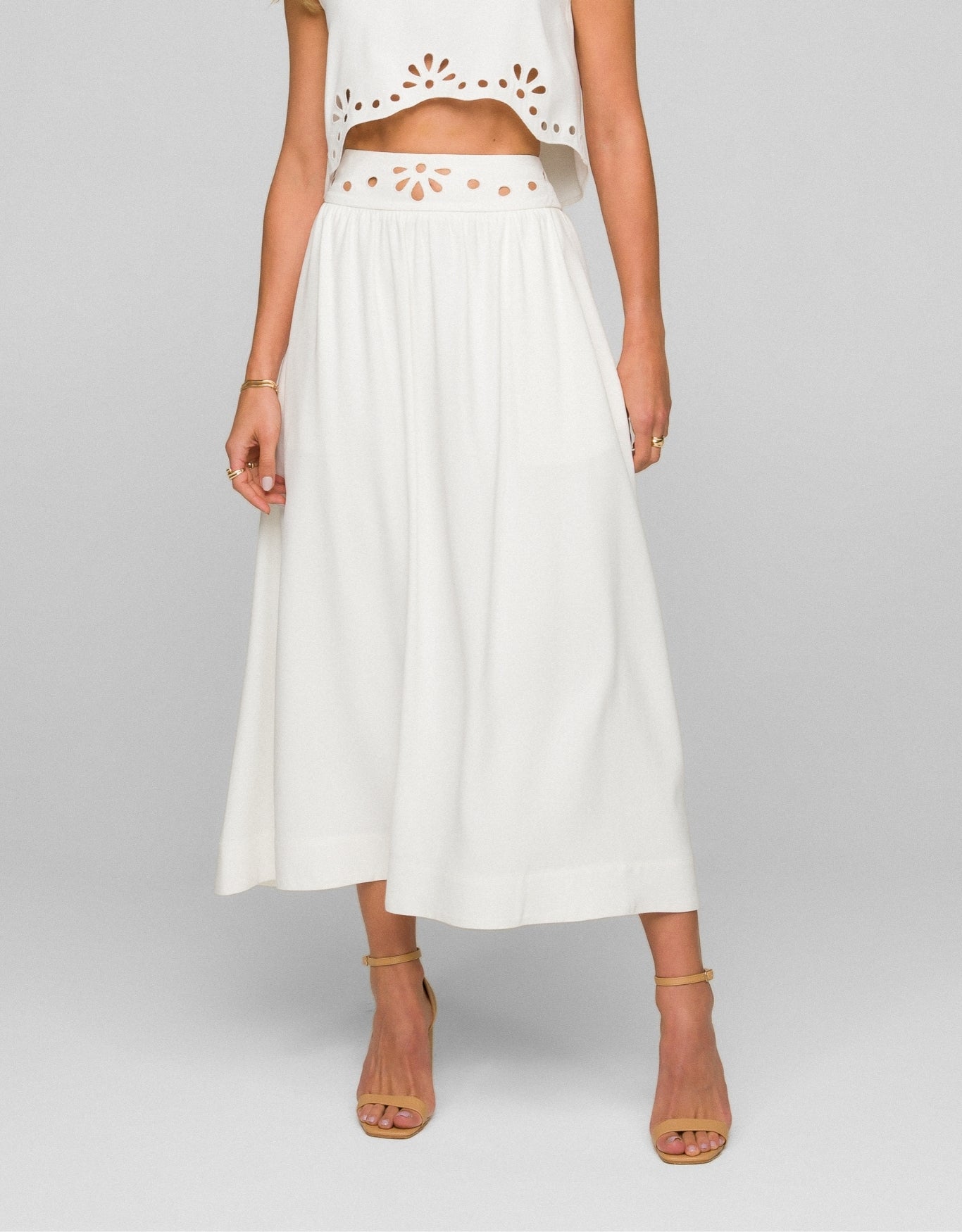 SAIA CLARISSA MADRE REINA CREPE PATOU OFF WHITE