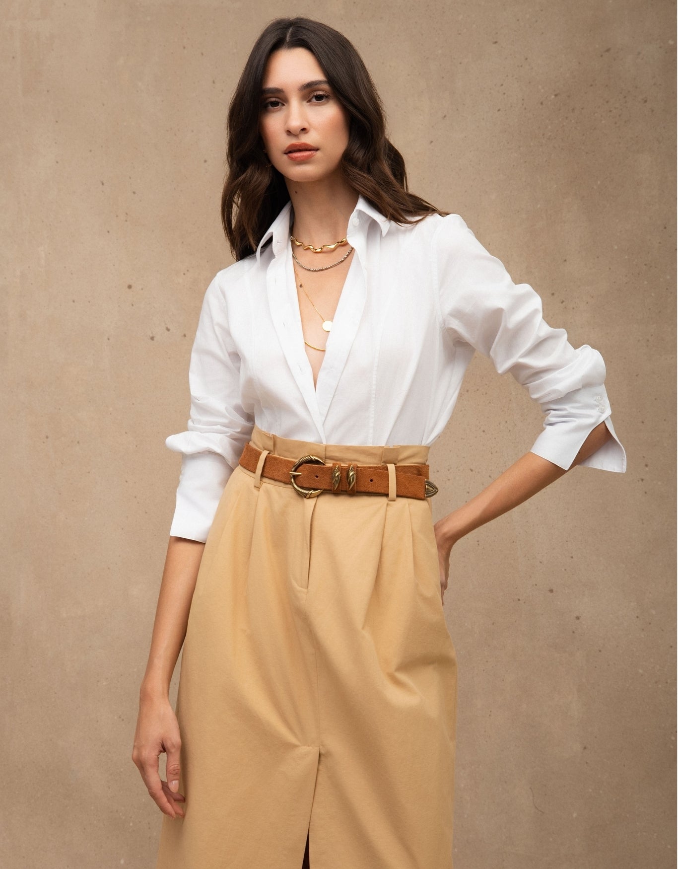 SAIA CLÉO MADRE REINA ALFAIATARIA AREIA