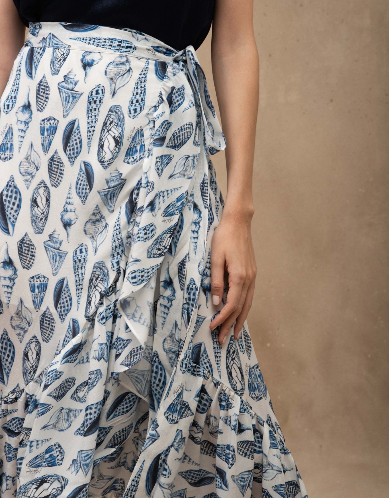 SAIA CONCHAS BABADOS MADRE REINA SEDA