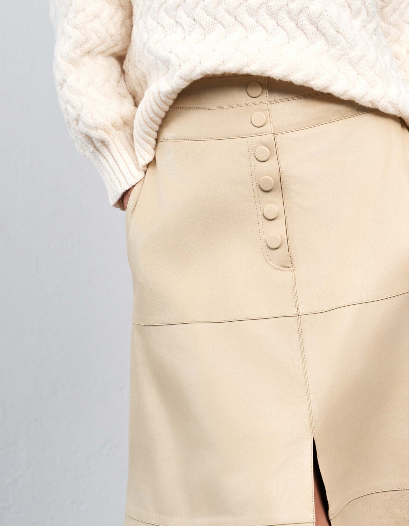 SAIA ELISA NADRE REINA COURO DESERT