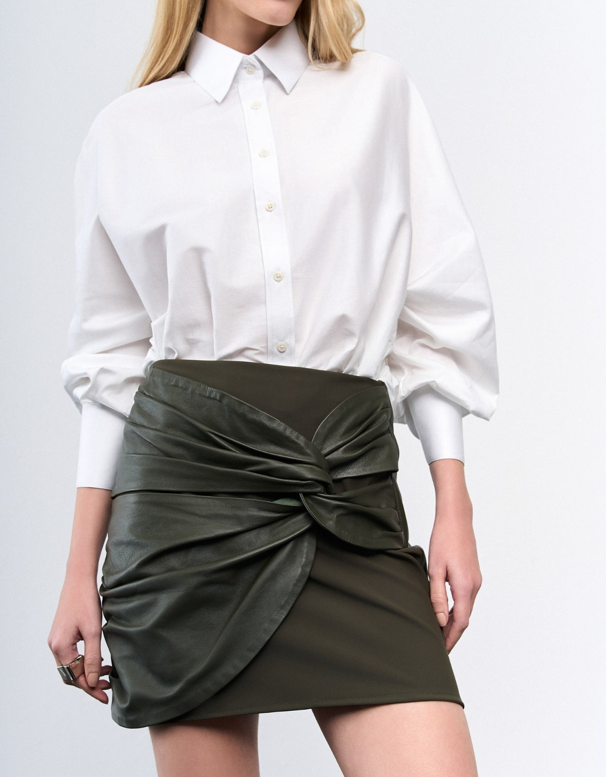 SAIA HELENA MADRE REINA COURO COM MALHA DARK MOSS