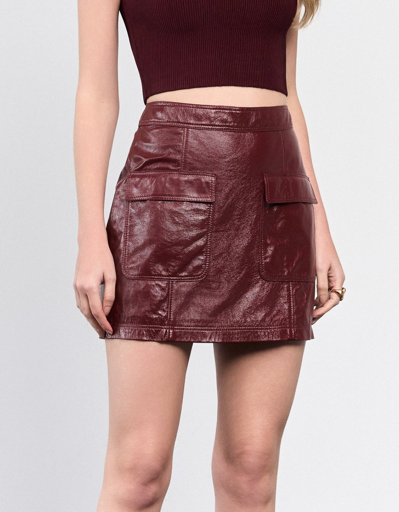 SAIA ISADORA MADRE REINA COURO PINOT