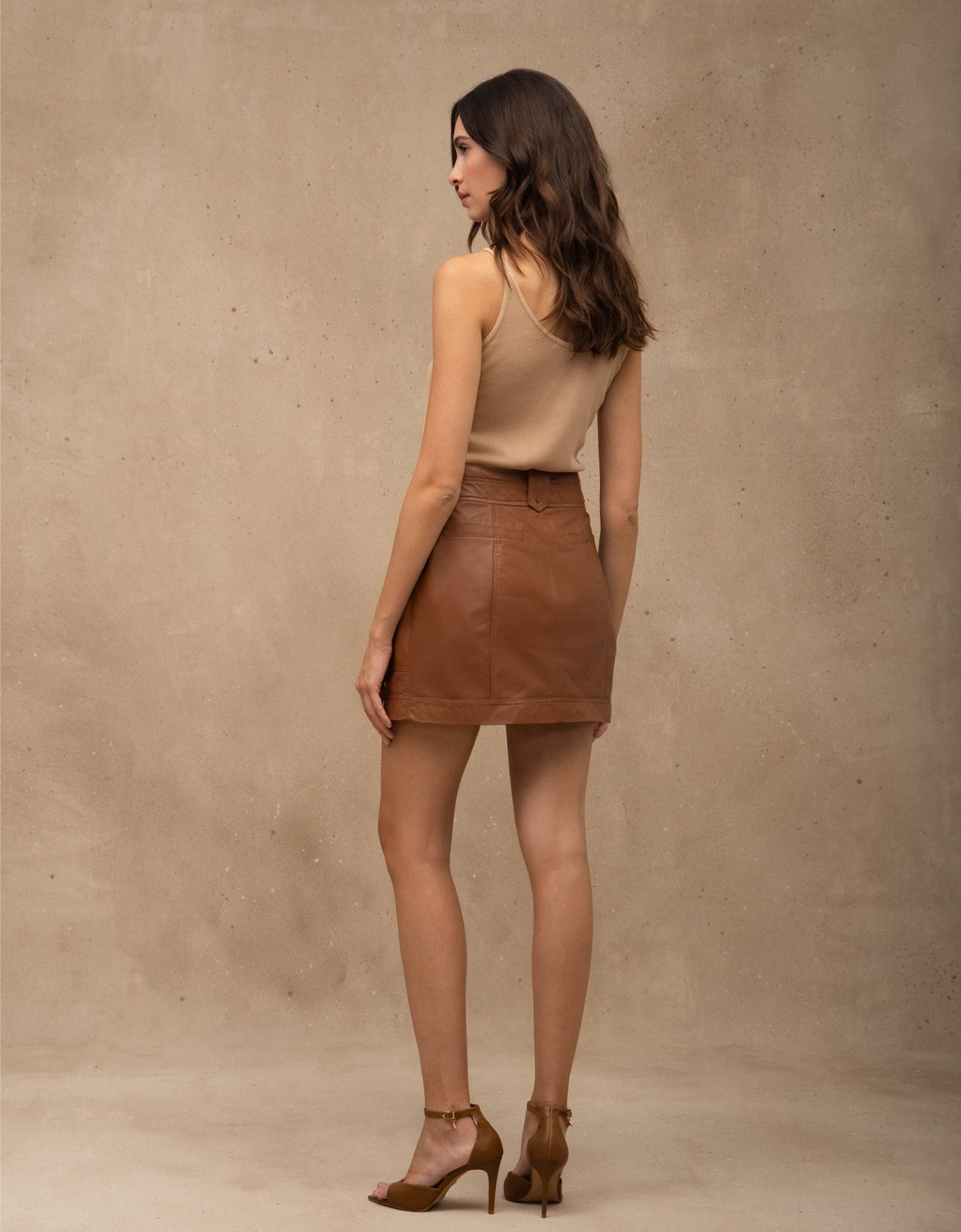 SAIA MARIA JULIA MADRE REINA COURO CARAMELO