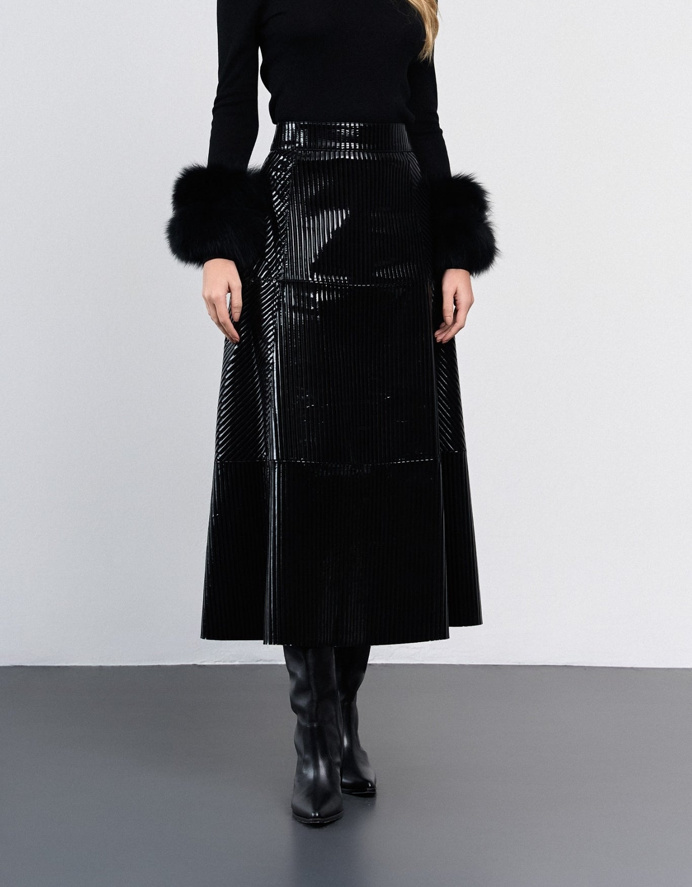 SAIA CHARLOTE MADRE REINA CHAMOIS PRETO