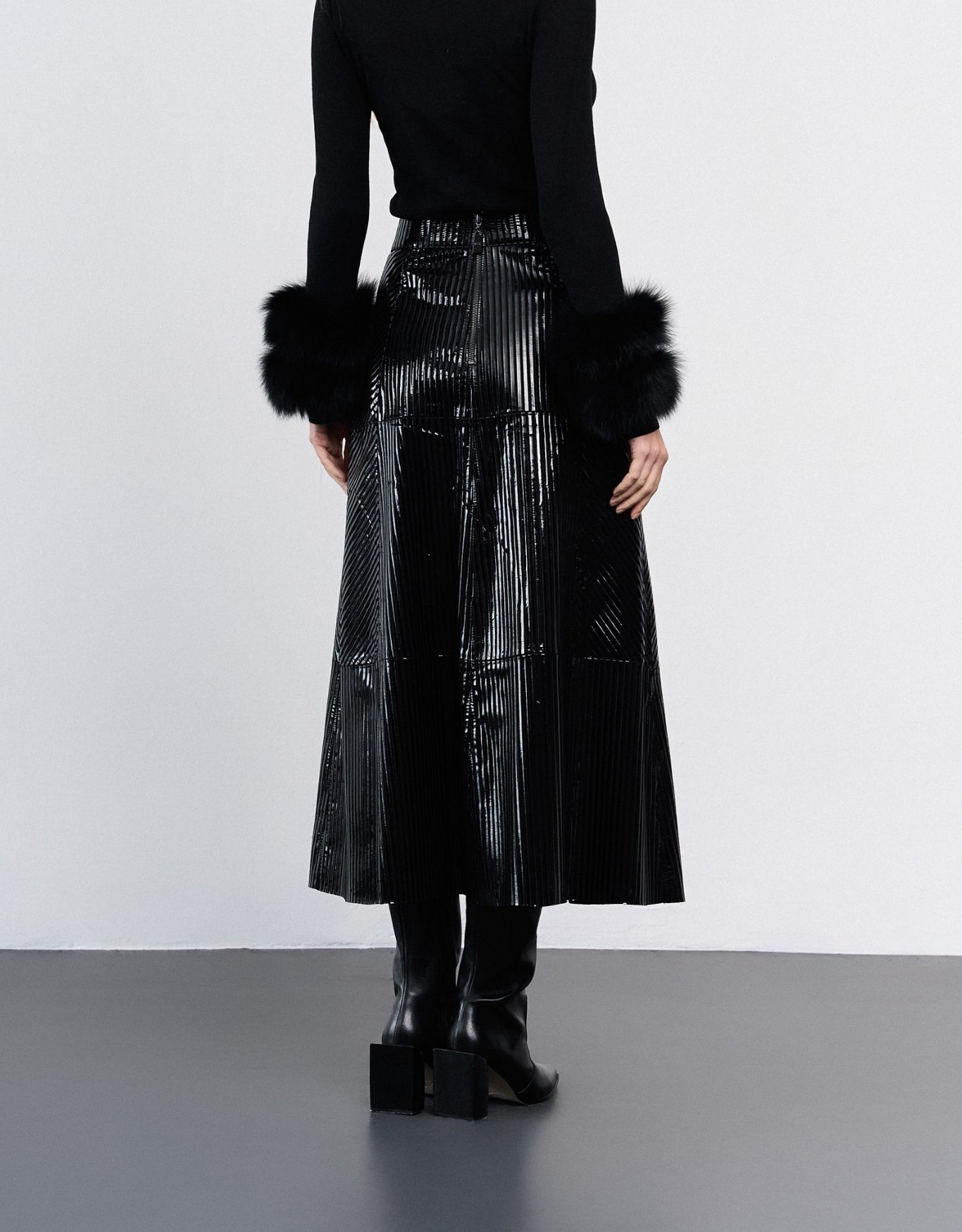 SAIA CHARLOTE MADRE REINA CHAMOIS PRETO