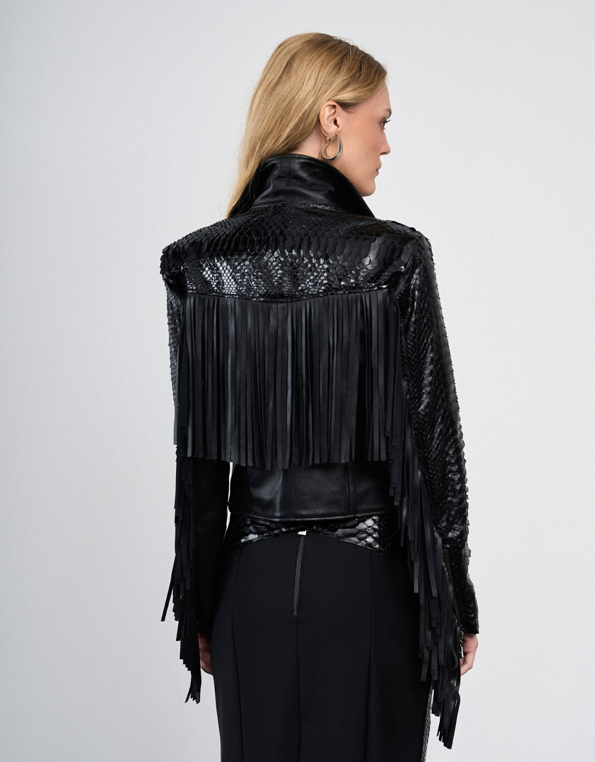 SAIA MADRE REINA PYTHON PRETO