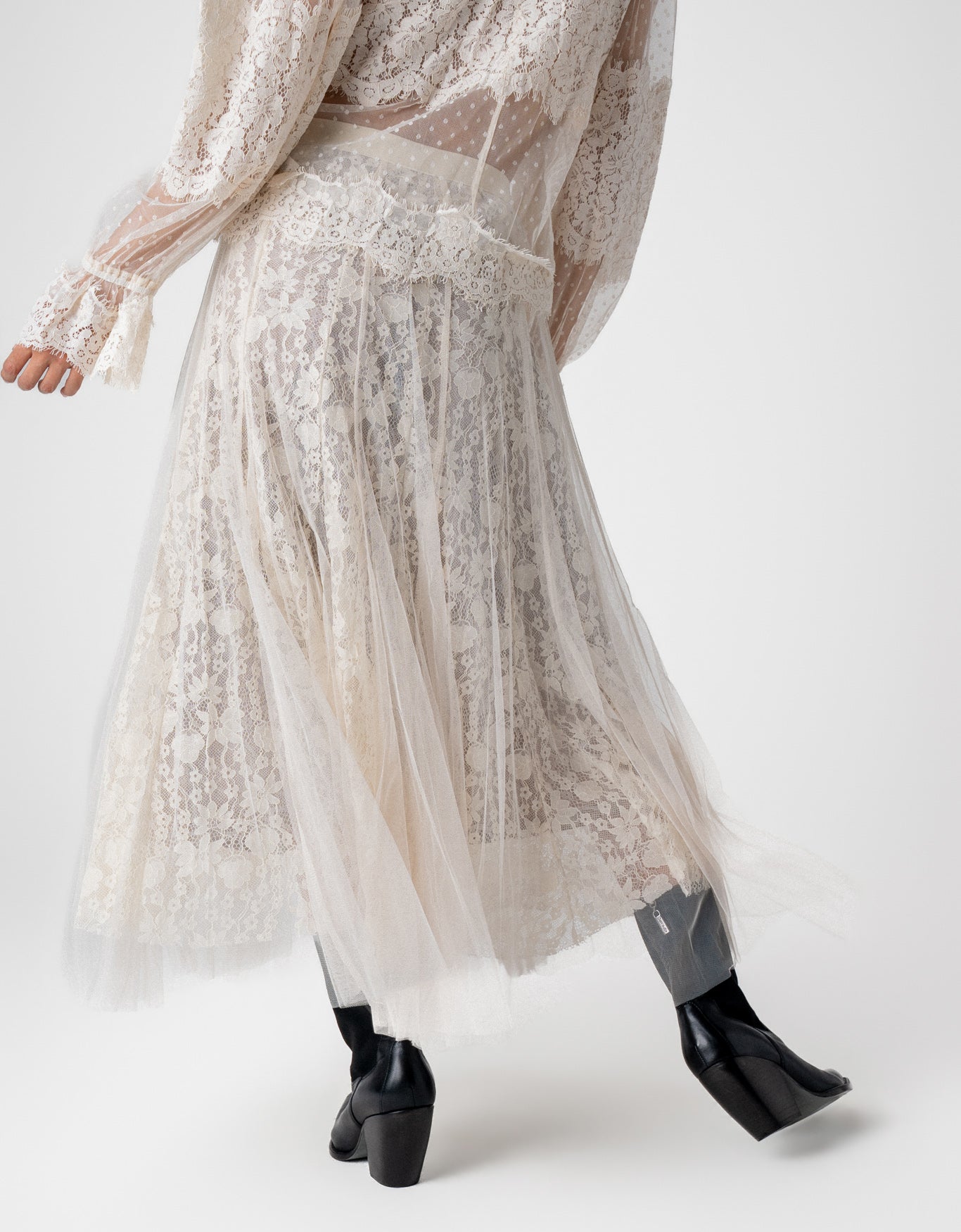 SAIA SABRINA MADRE REINA CRU/TAUPE