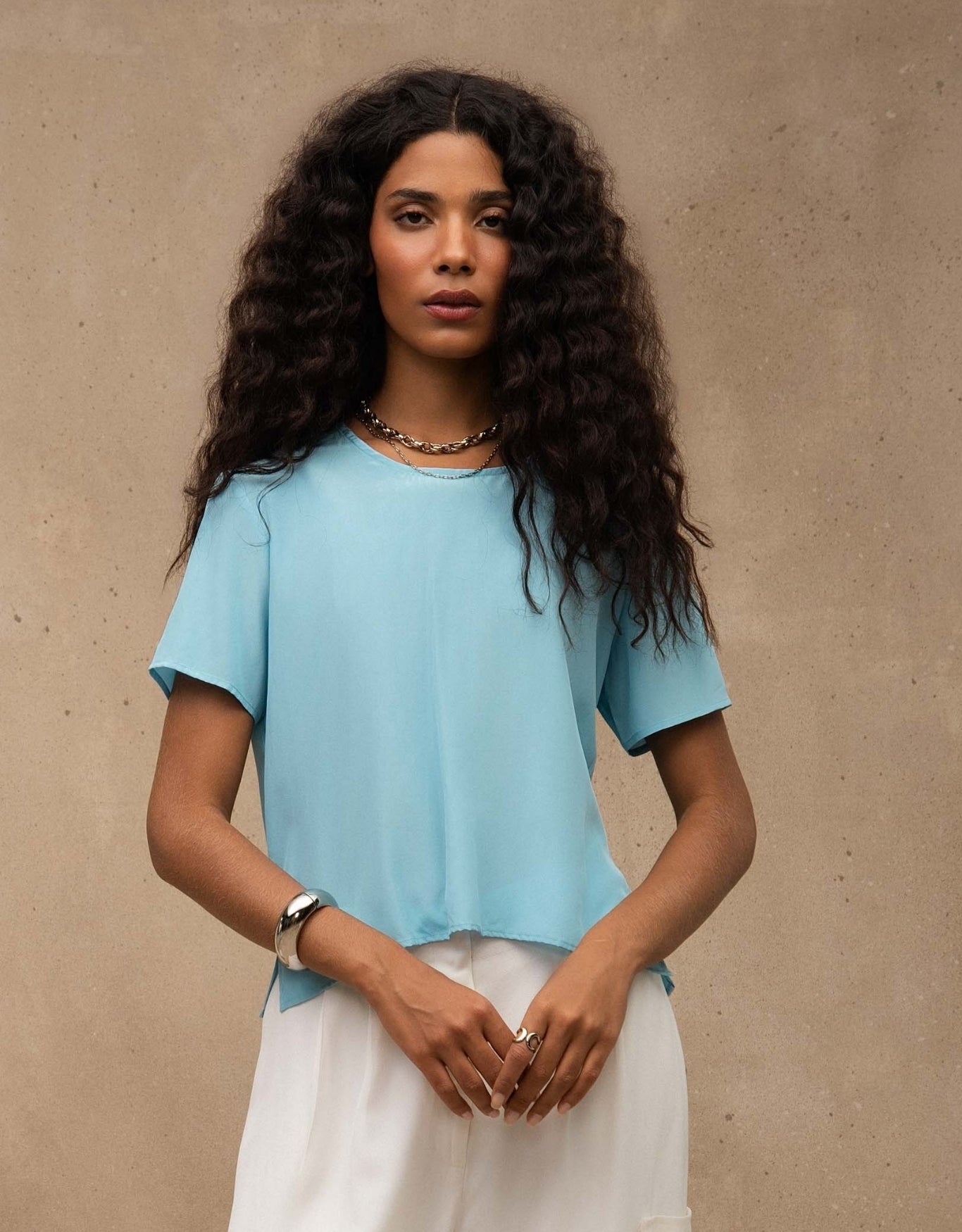 T-SHIRT CLASSIC MADRE REINA SEDA AZUL TURQUESA