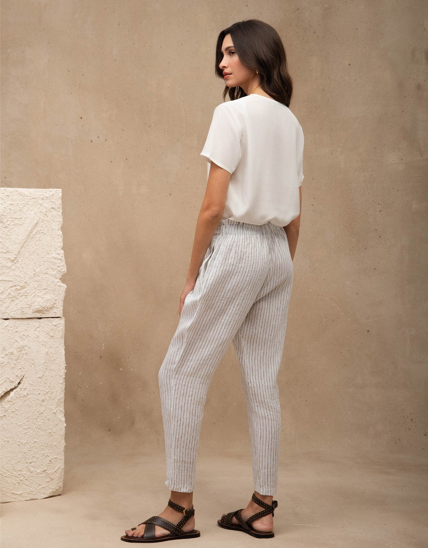 T-SHIRT CLASSIC MADRE REINA SEDA OFF WHITE