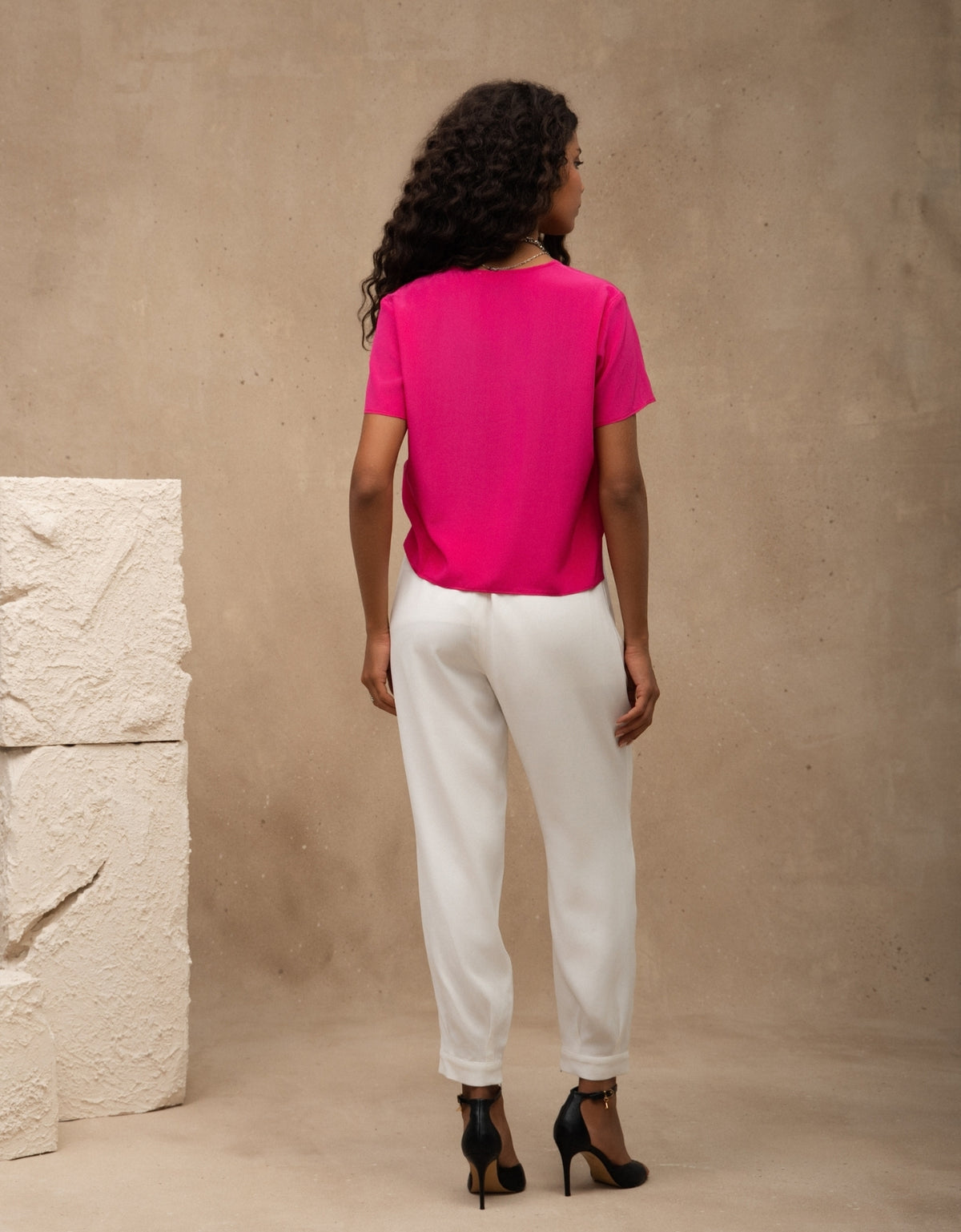 T-SHIRT CLASSIC MADRE REINA SEDA ROSA BLOOM