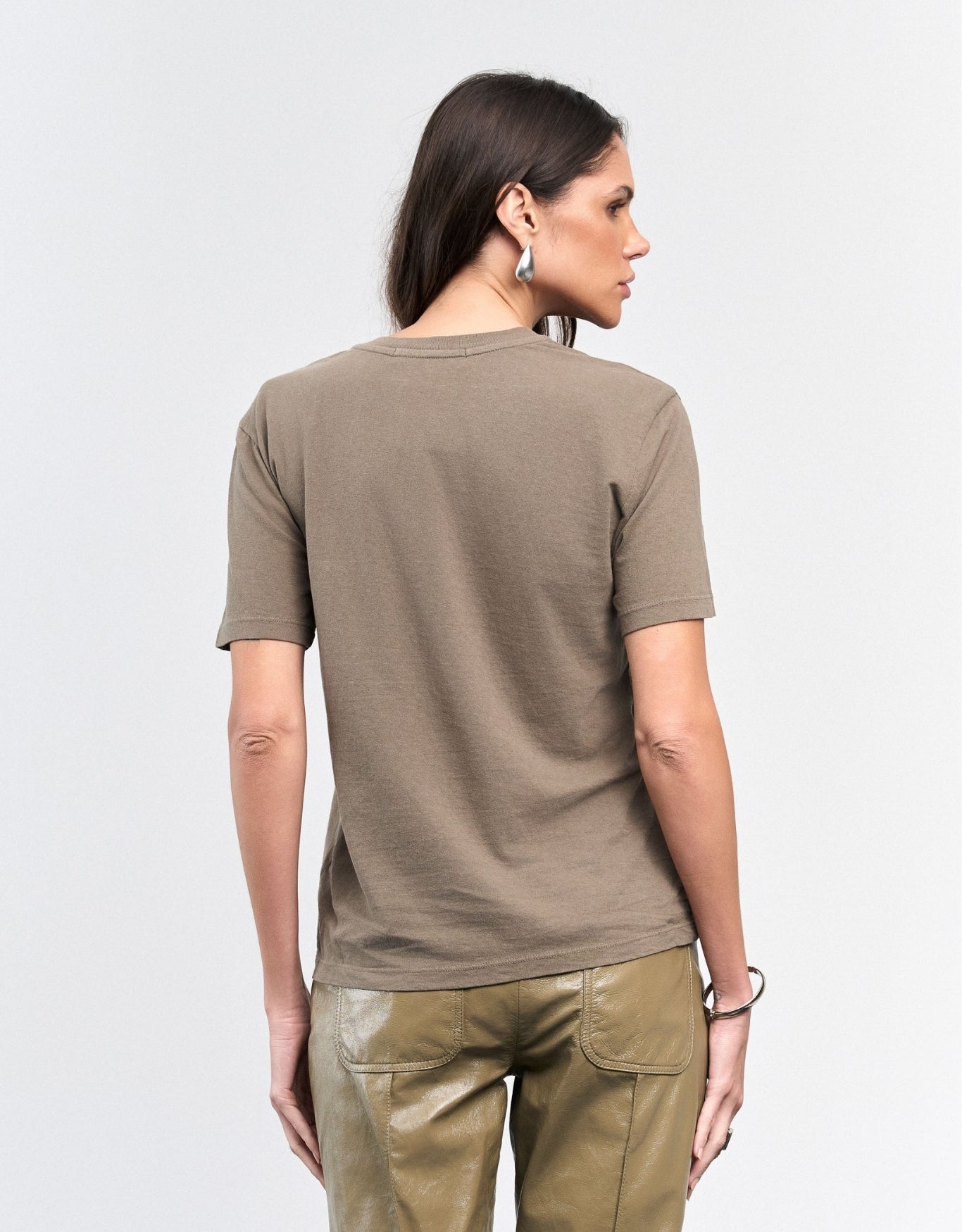 T-SHIRT ONÇA MADRE REINA GREIGE