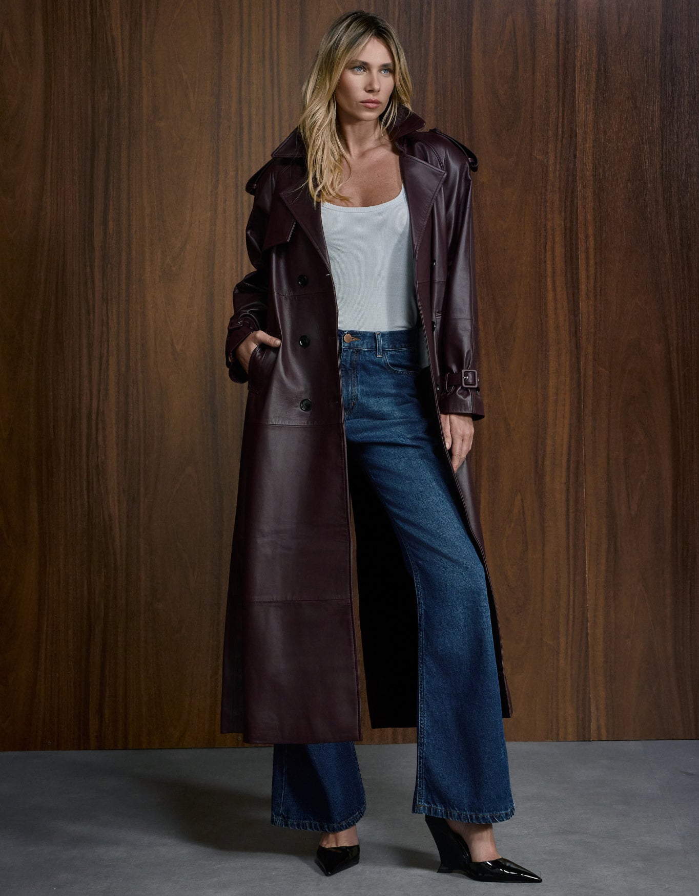 TRENCH COAT BIANCCA MADRE REINA COURO BERINJELA
