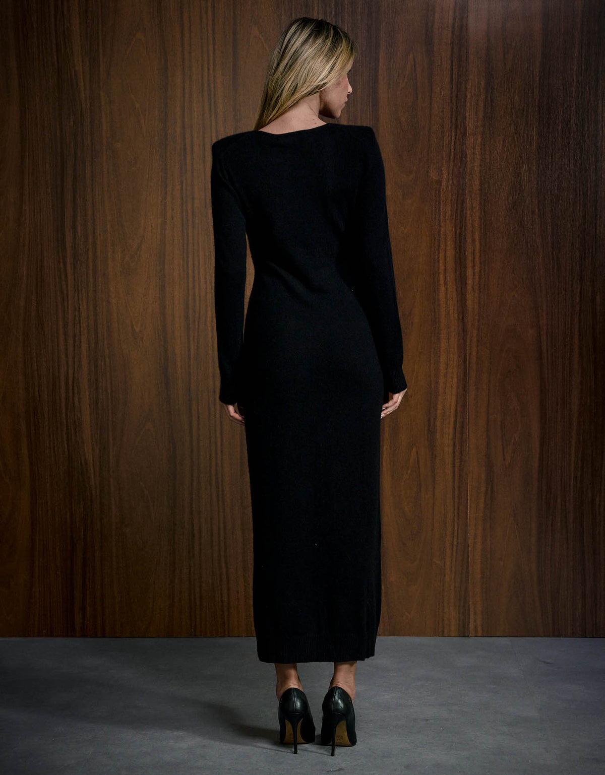 VESTIDO MEL MADRE REINA CASHMERE PRETO