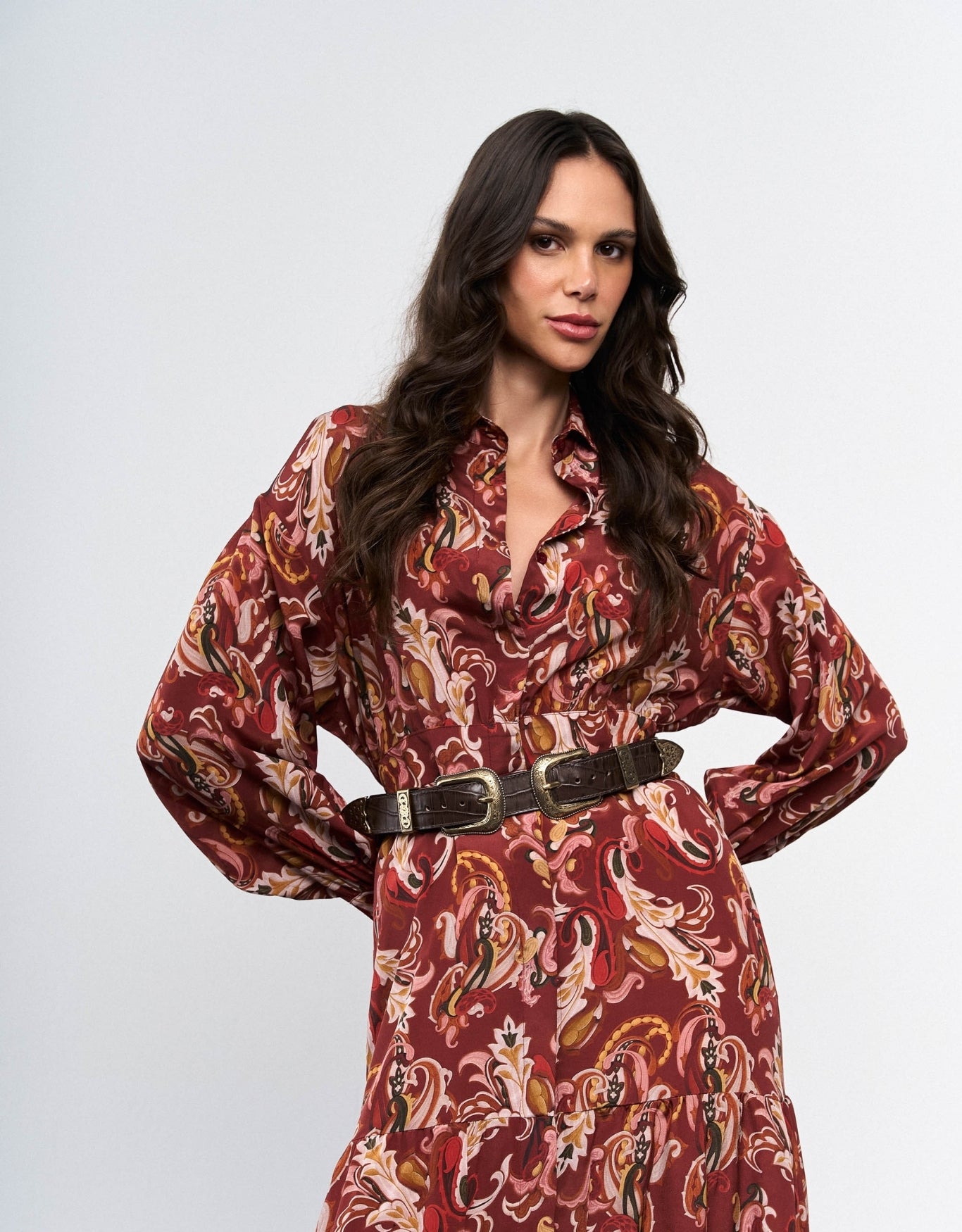 VESTIDO MELINA MADRE REINA SEDA PAISLEY
