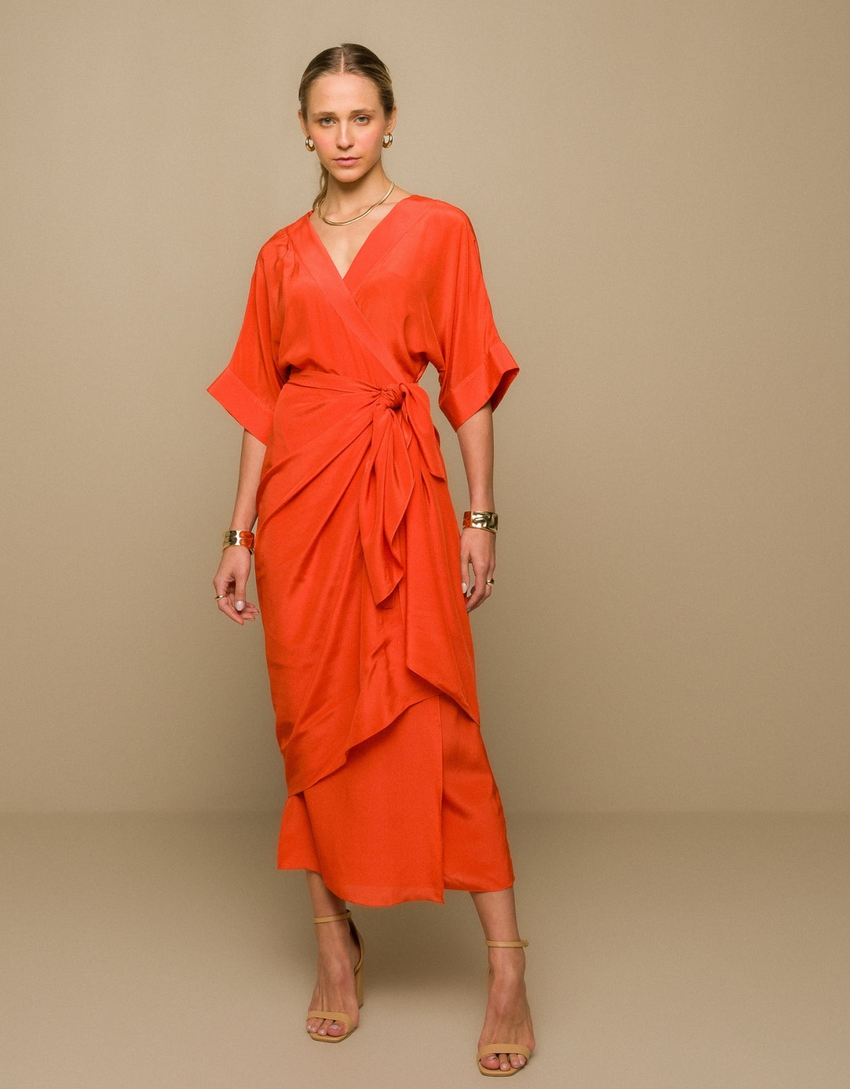 VESTIDO SIMONE MADRE REINA SEDA  LARANJA PITANGA