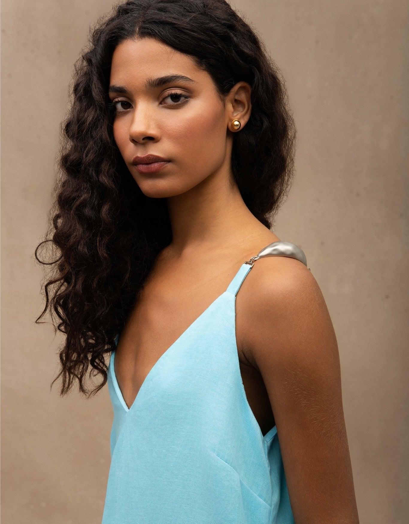 VESTIDO VERÔNICA MADRE REINA LINHO AZUL TURQUESA