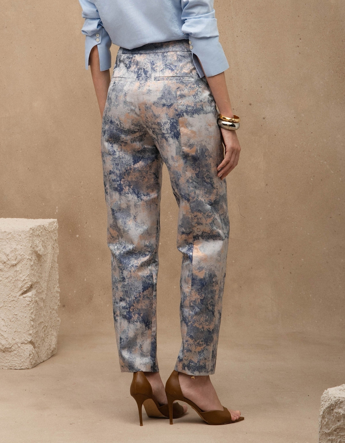 CALÇA BROCADO MADRE REINA ALFAIATARIA AZUL ÁGATA