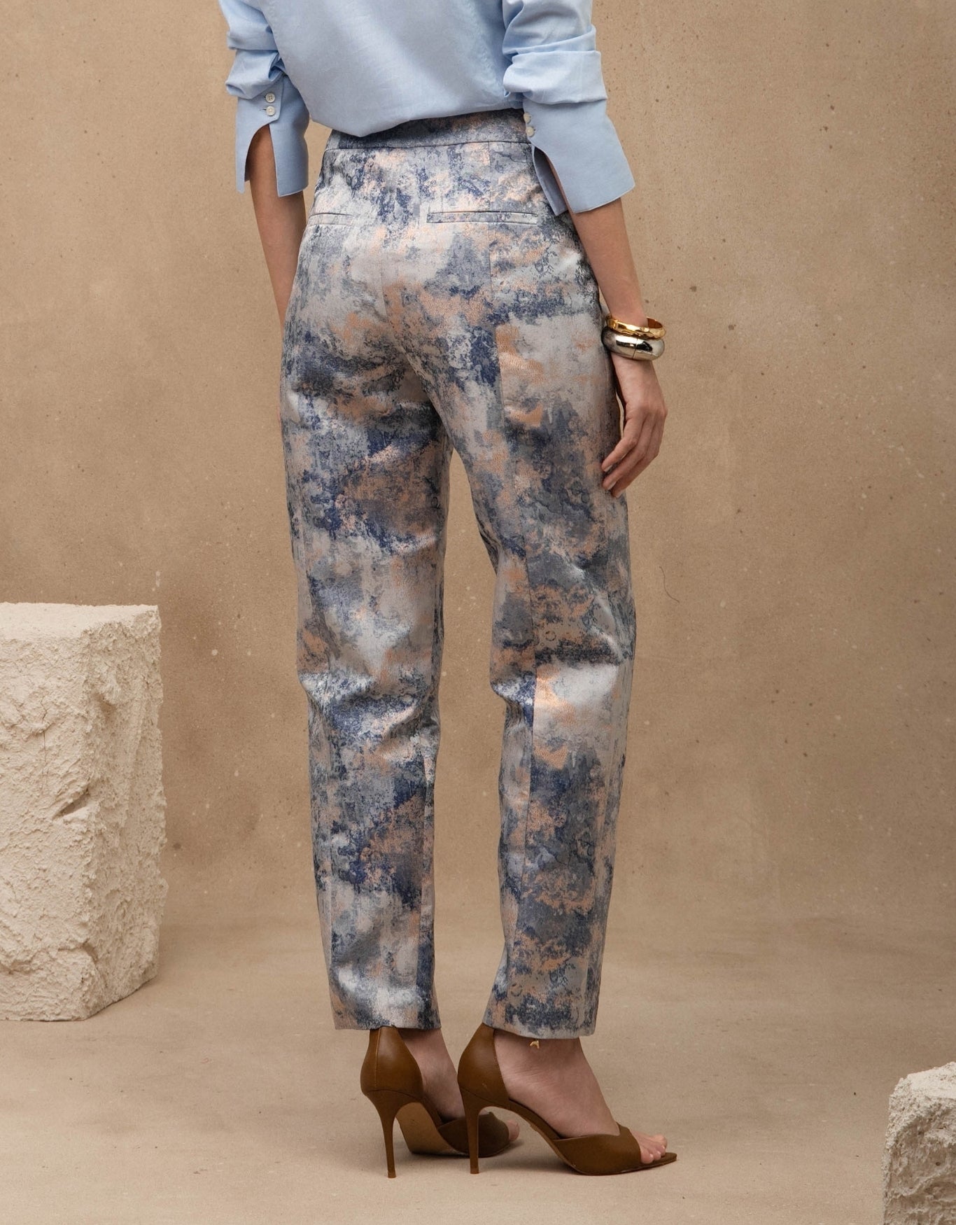 CALÇA BROCADO MADRE REINA ALFAIATARIA AZUL ÁGATA