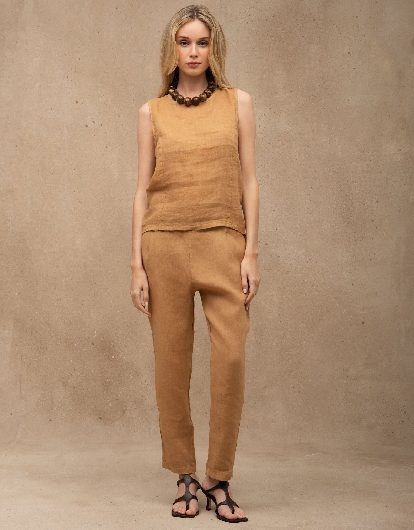 CALÇA EDUARDA MADRE REINA LINHO CAQUI