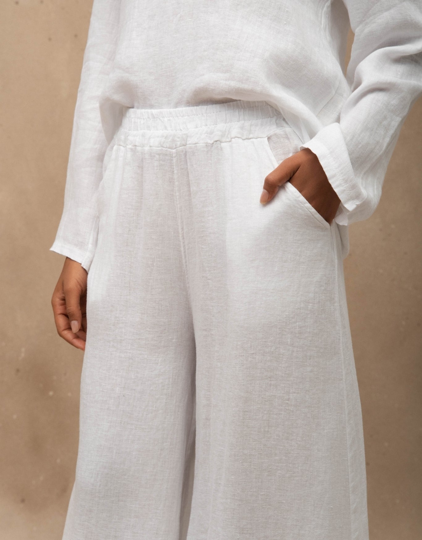 CALÇA PANTALONA MADRE REINA LINHO BRANCO