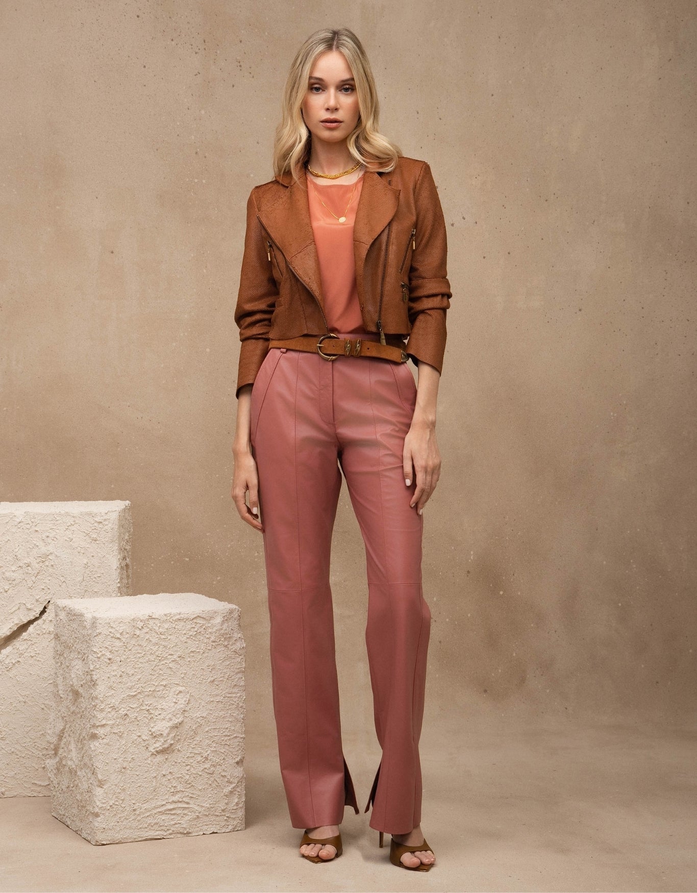 CALÇA STELLA MADRE REINA COURO ROSA ROMÃ