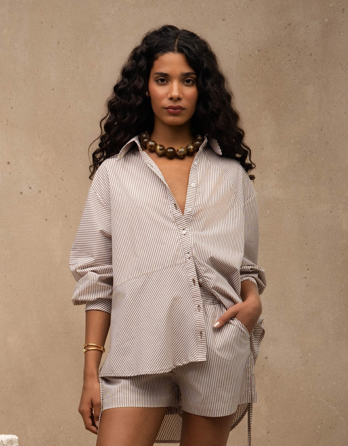 CAMISA ALANIS MADRE REINA TRICOLINE CAQUI