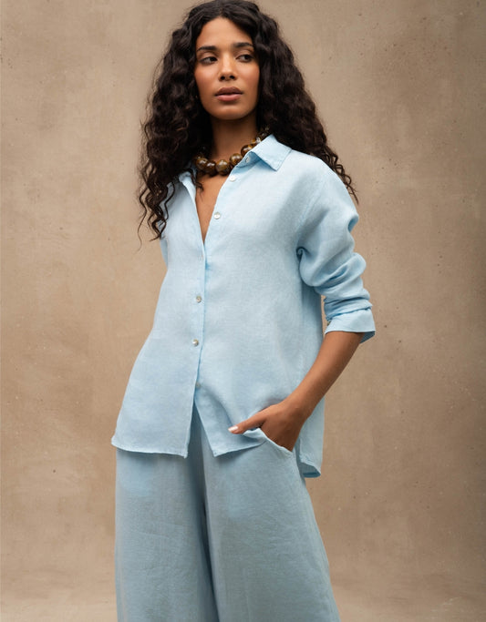 CAMISA CAROL MADRE REINA LINHO AZUL ÁGATA