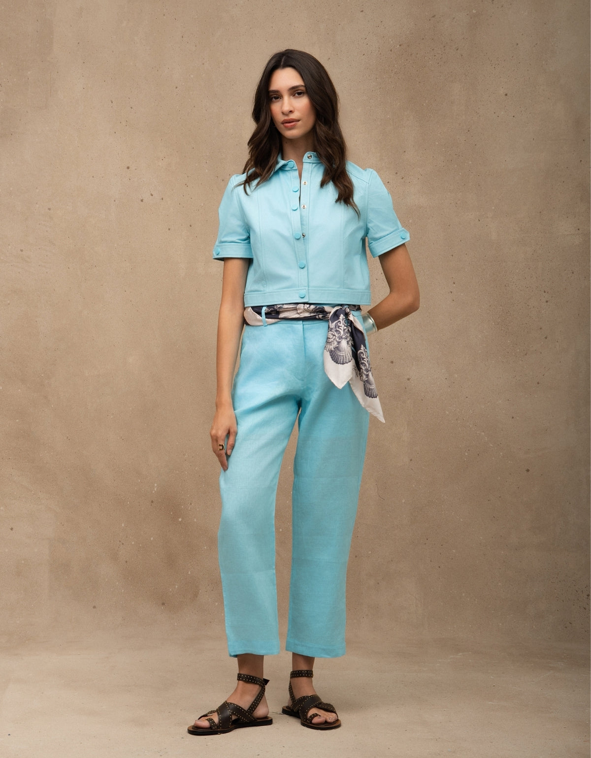 CAMISA CECÍLIA MADRE REINA COURO AZUL TURQUESA