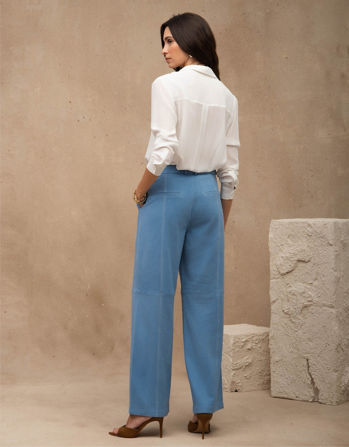 CAMISA CLÁSSICA PESPONTO MADRE REINA SEDA OFF WHITE