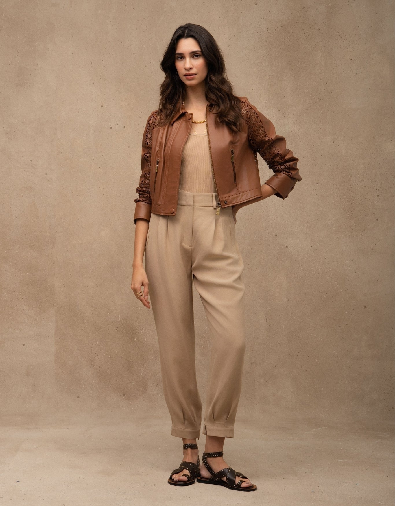 JAQUETA AYLA MADRE REINA COURO CARAMELO