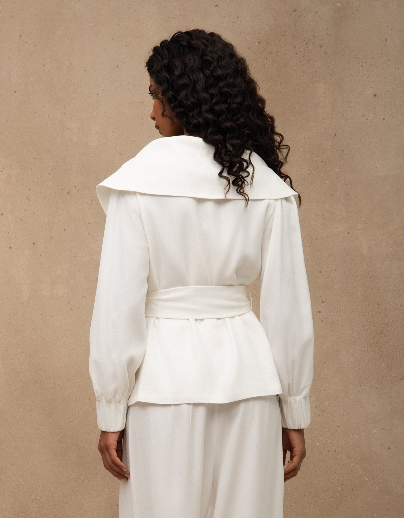 KIMONO LARA  MADRE REINA CREPE PATOU OFF WHITE