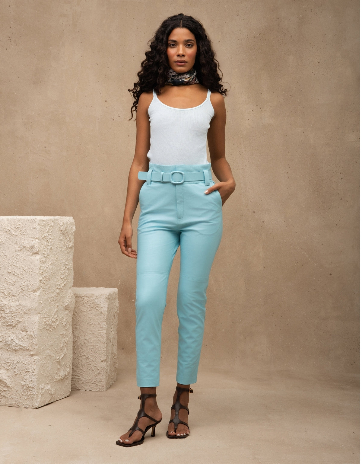 REGATA ALÇA DUPLA MADRE REINA BRANCO