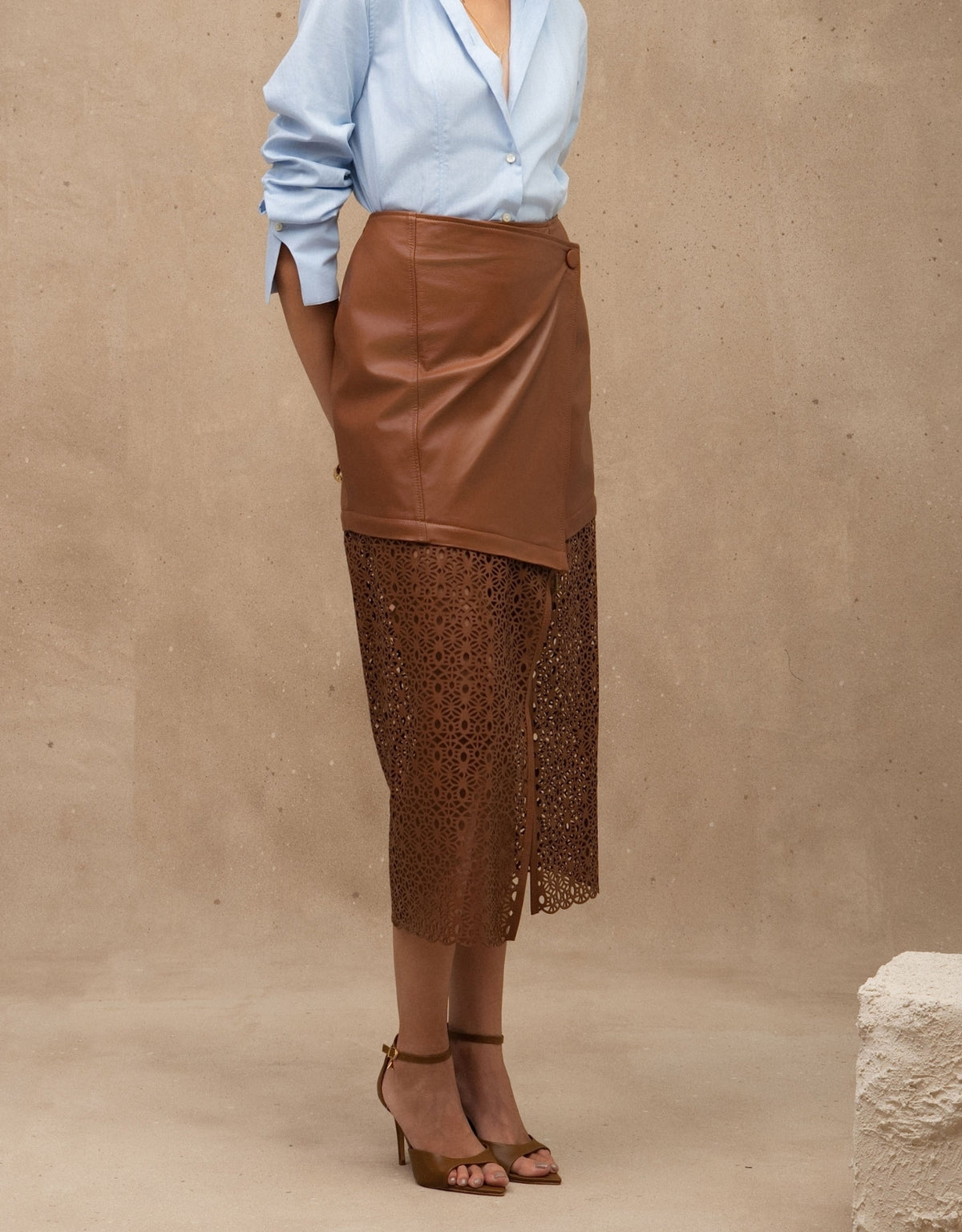 SAIA PALA AYLA MADRE REINA COURO CARAMELO