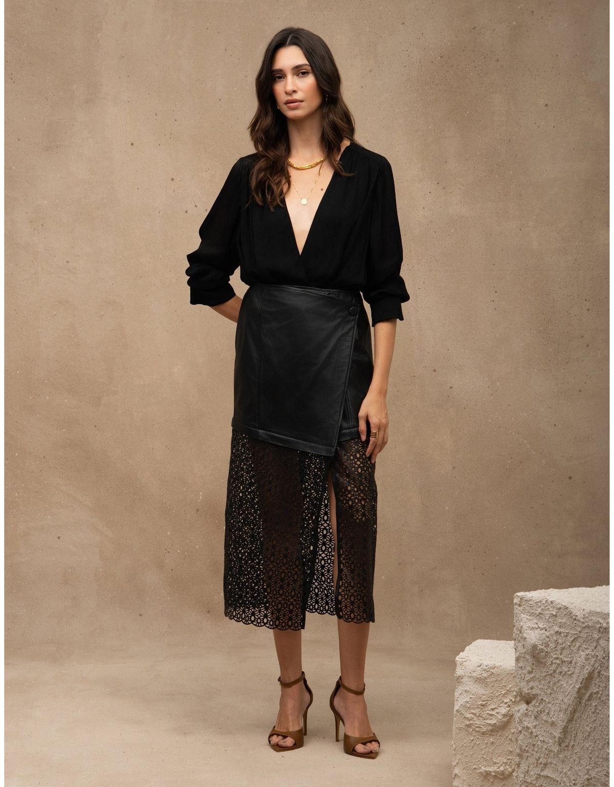 SAIA PALA AYLA MADRE REINA COURO PRETO