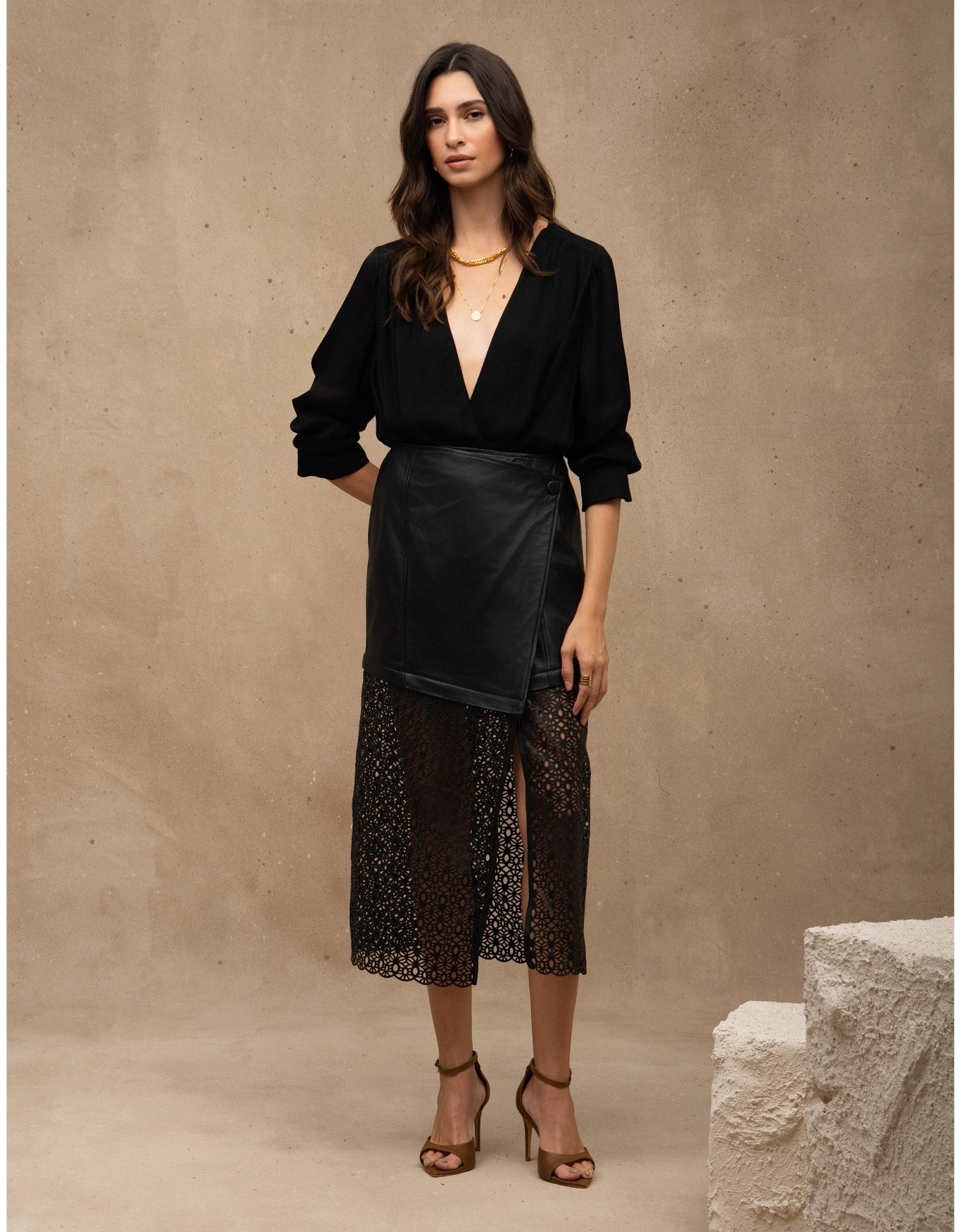 SAIA PALA AYLA MADRE REINA COURO PRETO