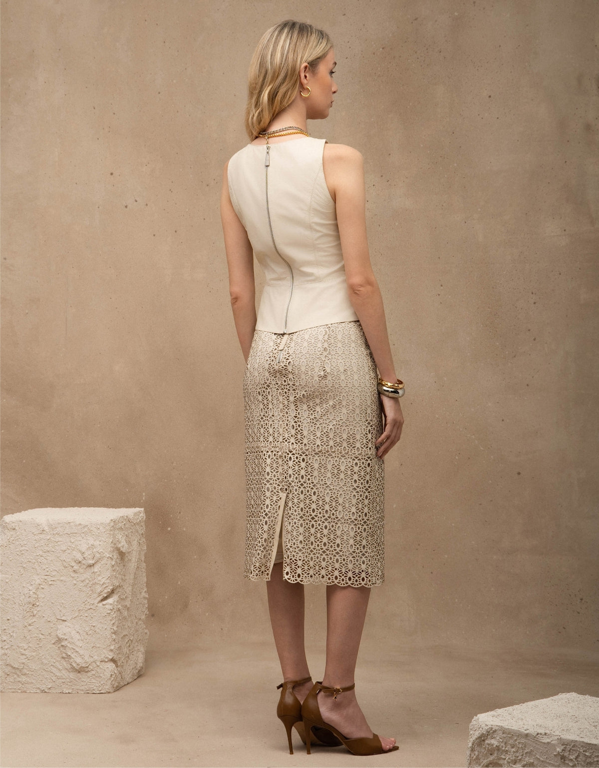 SAIA RENDADA AYLA MADRE REIA COURO OFF WHITE