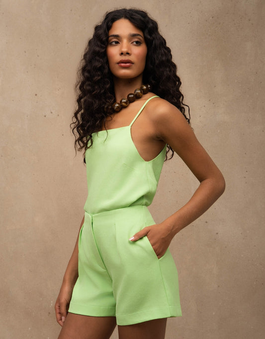 SHORT ISIS MADRE REINA ALFAIATARIA VERDE LUNAR